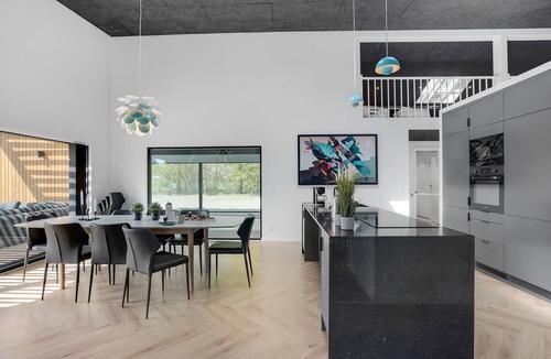 Hvidbjerg Strand House | Beautiful home in Børkop with kitchen