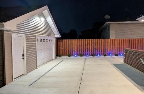 Bridgeview House | Beautiful home in Bridgeview!