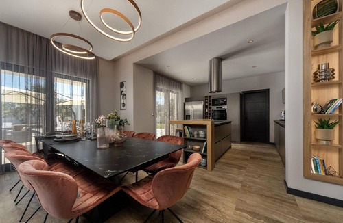 Brisevo House | Beautiful home in Brisevo with sauna