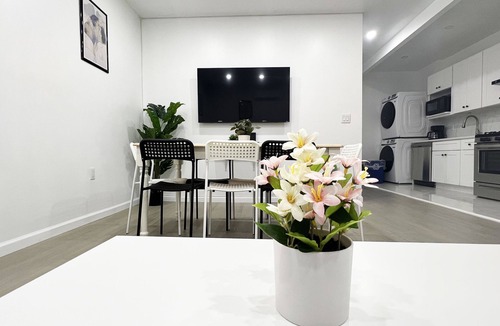 Crown Heights Apartment | Beautiful Home in Brooklyn NY
