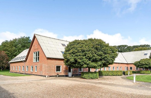 Brorup House | Beautiful home in Brørup with WiFi