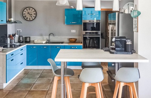 Calvisson House | Beautiful home in Calvisson with WiFi