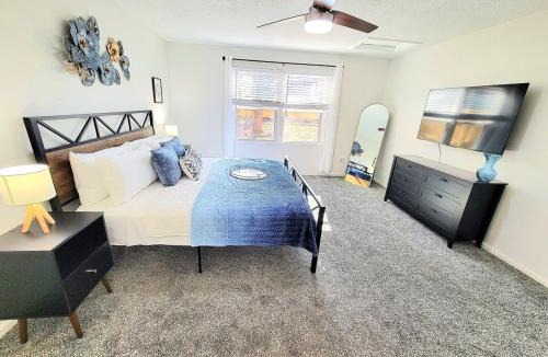 Greenbrier East House | Beautiful home in Chesapeake