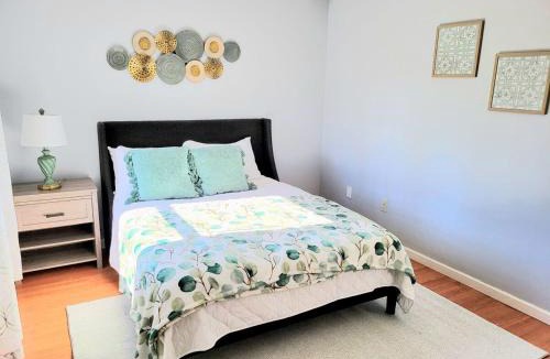 Greenbrier East House | Beautiful home in Chesapeake