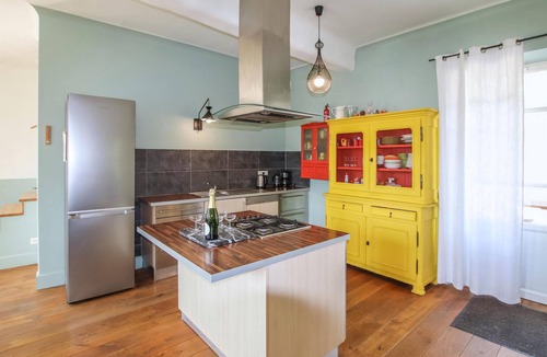 Die House | Beautiful home in Die