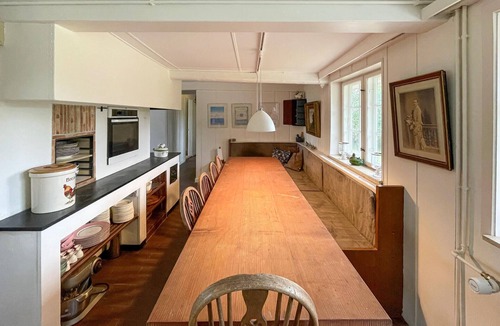 Majbolle House | Beautiful home in øster ulslev with WiFi