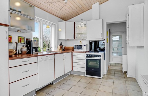 Asserballeskov House | Beautiful home in Augustenborg