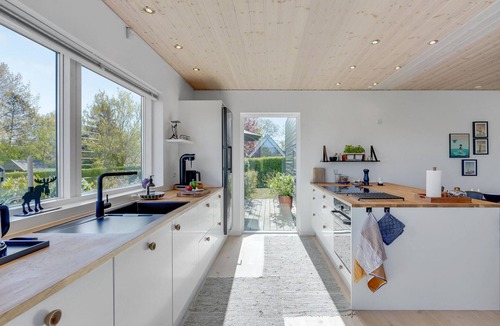 Kongsnæs House | Beautiful home in Stubbekøbing with WiFi