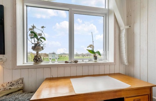 Kongsnæs House | Beautiful home in Stubbekøbing with WiFi