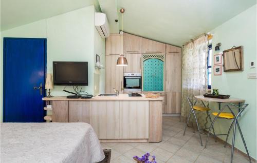 Sveti Ivan Dobrinjski House | Beautiful Home In Dobrinj With Wifi