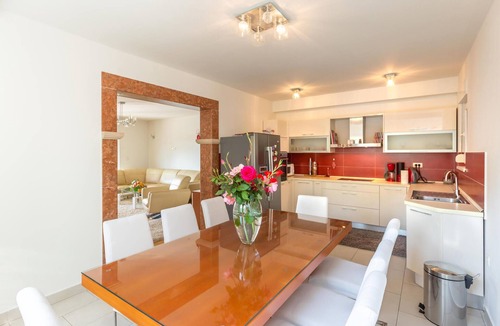 Dusina House | Beautiful home in Dusina