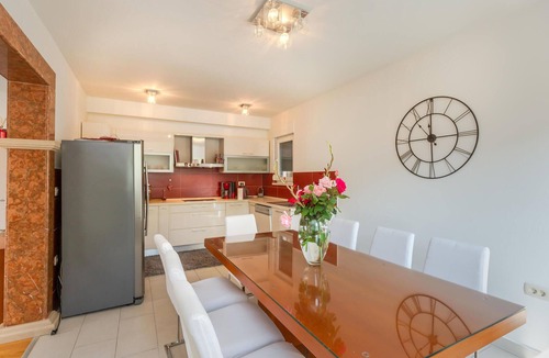 Dusina House | Beautiful home in Dusina