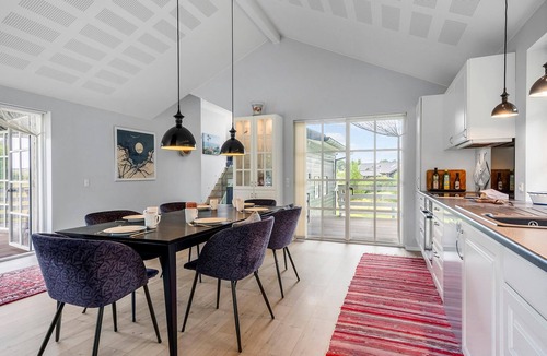 Krejbjerg House | Beautiful home in Ejstrupholm with WiFi