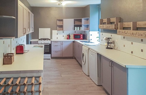 Eance House | Beautiful home in Eancé with kitchen