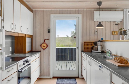 Handrup House | Beautiful home in Ebeltoft with house sea view