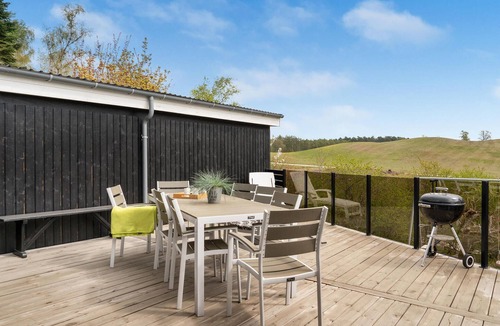 Handrup House | Beautiful home in Ebeltoft with house sea view