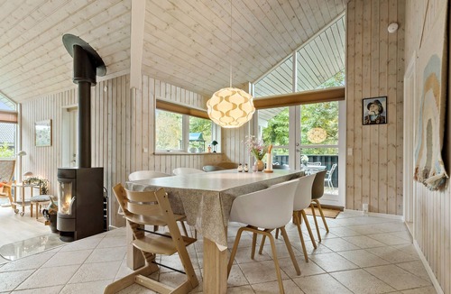 Ebeltoft House | Beautiful home in Ebeltoft with WiFi
