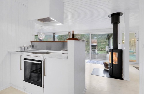 Handrup Strand House | Beautiful home in Ebeltoft with sauna