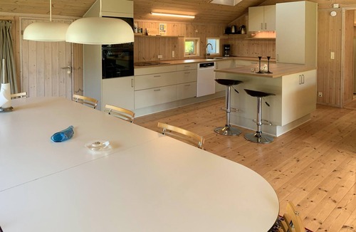 Øksenmølle House | Beautiful home in Ebeltoft with WiFi