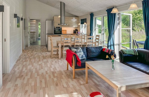 Femmøller House | Beautiful home in Ebeltoft with sauna