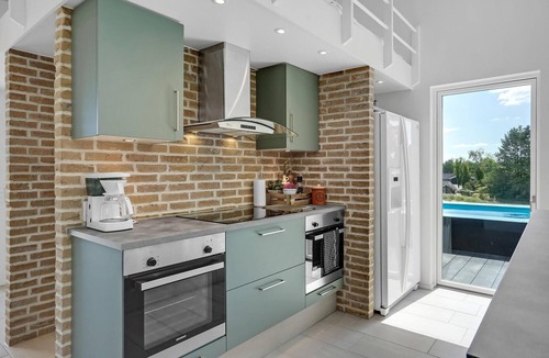 Egsmark Strand House | Beautiful home in Ebeltoft