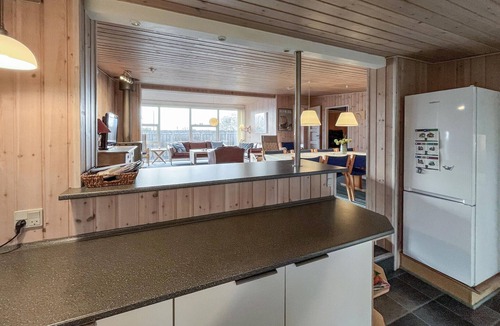 Lyngsbæk Strand House | Beautiful home in Ebeltoft with sauna