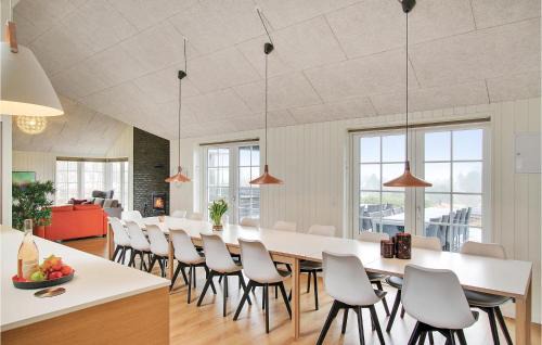 Syddjurs Kommune House | Beautiful Home In Ebeltoft With Sauna