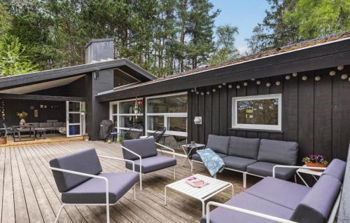 Femmøller House | Beautiful Home In Ebeltoft With Sauna