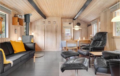 Øksenmølle House | Beautiful Home In Ebeltoft With Kitchen