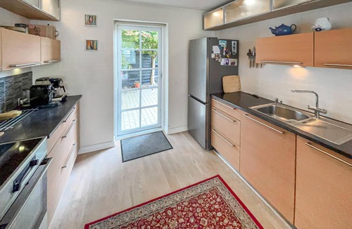 Sjaelborg House | Beautiful home in Esbjerg V with WiFi