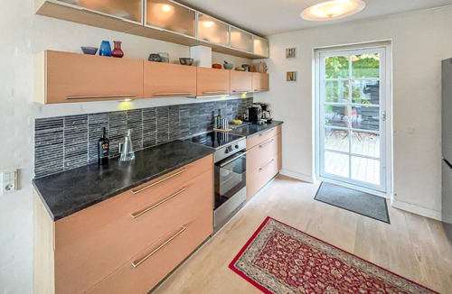 Sjaelborg House | Beautiful home in Esbjerg V with WiFi