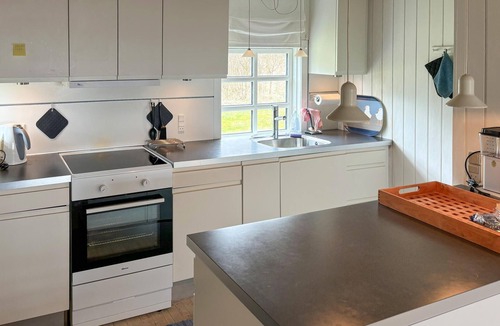 Fjerritslev House | Beautiful home in Fjerritslev with house sea view