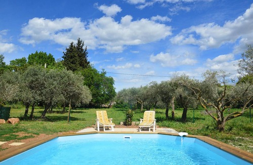 Fontvieille House | Beautiful home in Fontvieille with WiFi