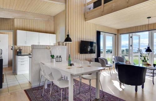 Faaborg House | Beautiful home in Faaborg with sauna