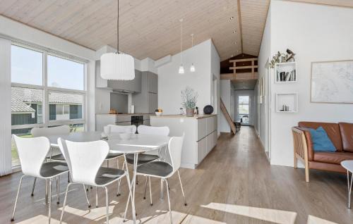 Bøjden House | Beautiful Home In Faaborg With Sauna