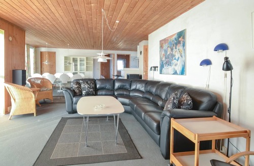 Rindby Strand House | Beautiful home in Fanø with sauna