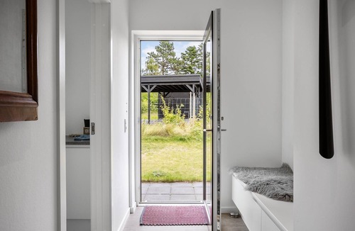 Ordrup House | Beautiful home in Fårevejle with WiFi
