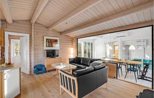 Farso House | Beautiful Home In Farsø With Kitchen