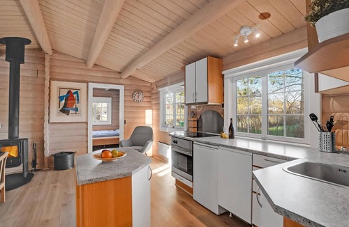 Ertebølle House | Beautiful home in Farsø with kitchen