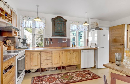 Farso House | Beautiful home in Farsø with WiFi