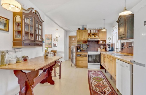 Farso House | Beautiful home in Farsø with WiFi