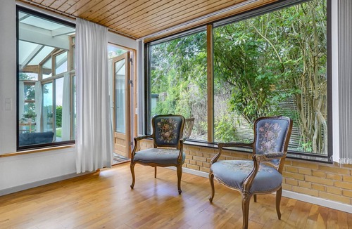 Faxe House | Beautiful home in Faxe with kitchen