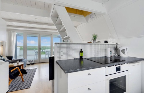 Gedser House | Beautiful home in Gedser with kitchen