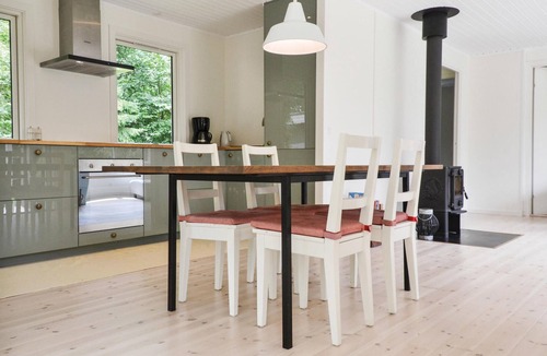 Smidstrup Strand House | Beautiful home in Gilleleje with WiFi