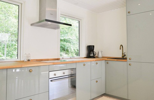 Smidstrup Strand House | Beautiful home in Gilleleje with WiFi