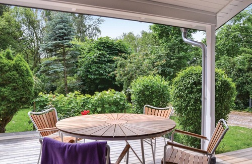 Smidstrup Strand House | Beautiful home in Gilleleje with WiFi