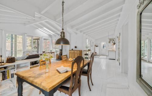 Udsholt House | Beautiful Home In Gilleleje With Wifi