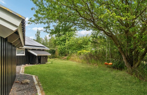 Reersø House | Beautiful home in Gørlev with kitchen