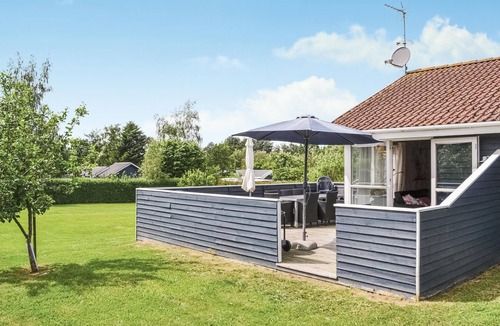 Udsholt House | Beautiful home in Græsted with kitchen