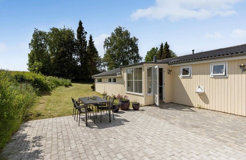 Udsholt House | Beautiful home in Græsted with kitchen